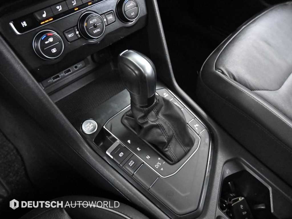 폭스바겐 티구안(2세대) 2.0 TDI 프리미엄 - 이미지 3