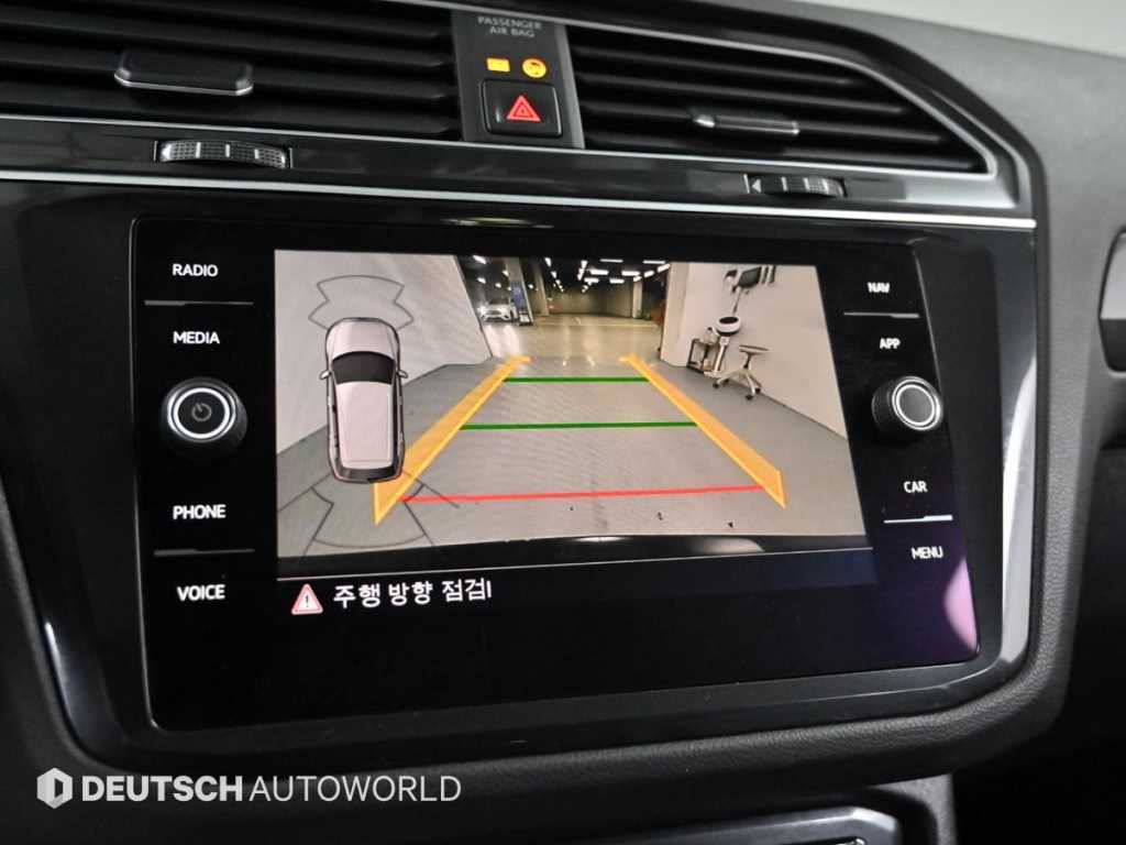 폭스바겐 티구안(2세대) 2.0 TDI 프리미엄 - 이미지 14