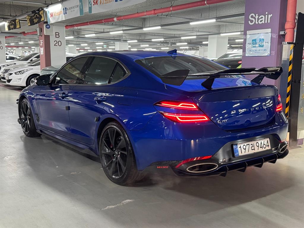제네시스 더 뉴G70 가솔린 3.3T 2WD 스포츠 패키지 - 이미지 18