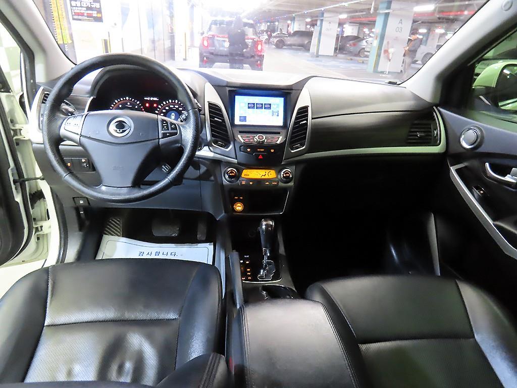 KG모빌리티(쌍용) 뉴 코란도C 2.0 AWD 어드벤처 에디션 - 이미지 13