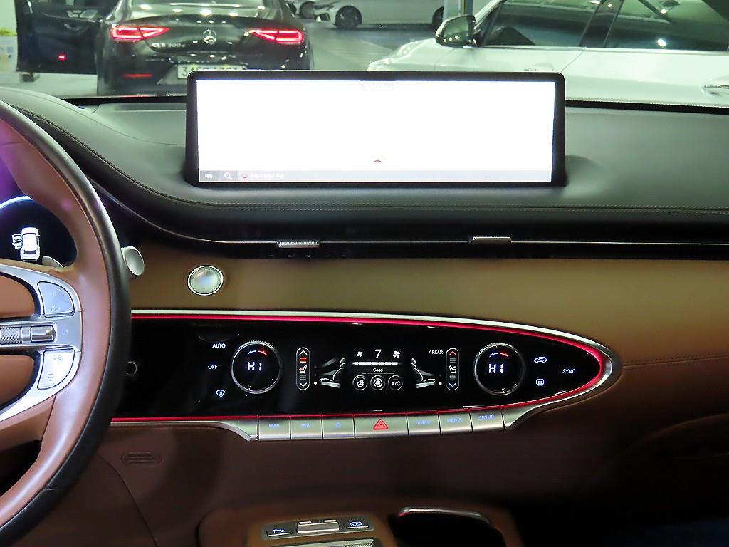 제네시스 GV70 2.5T AWD 기본형 - 이미지 18