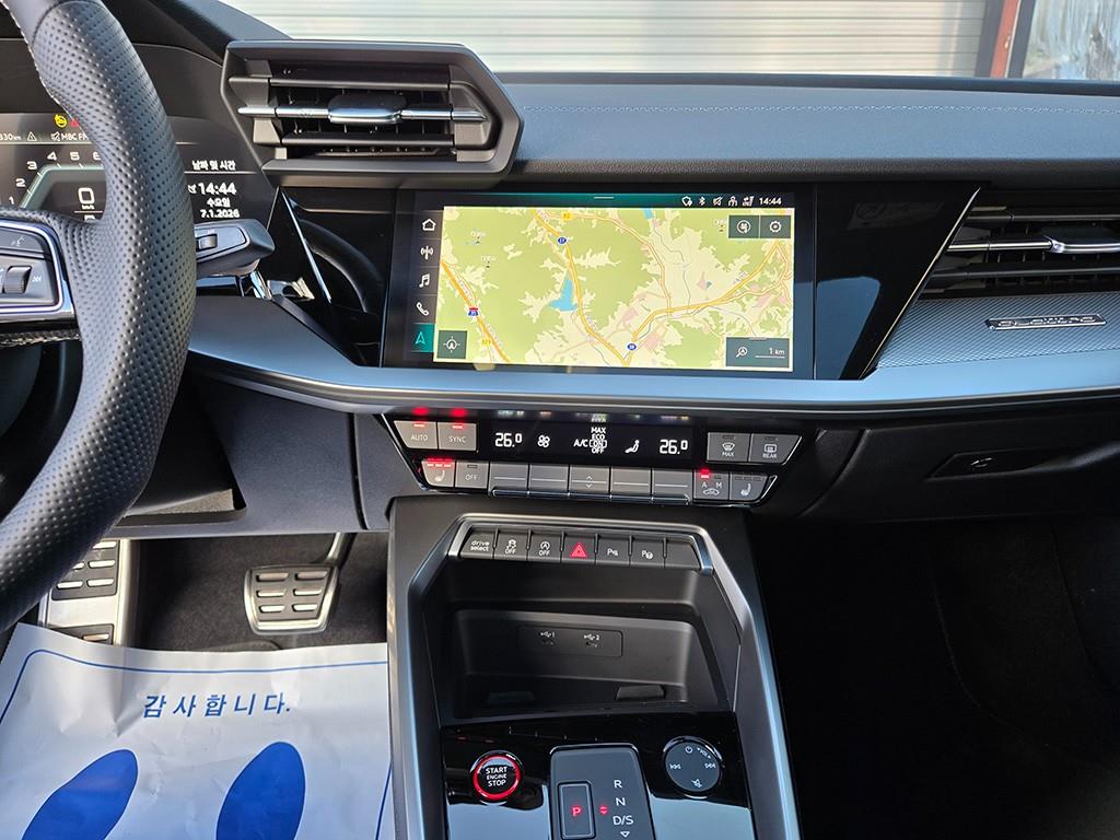 아우디 S3(4세대) 2.0 TFSI 콰트로 - 이미지 14