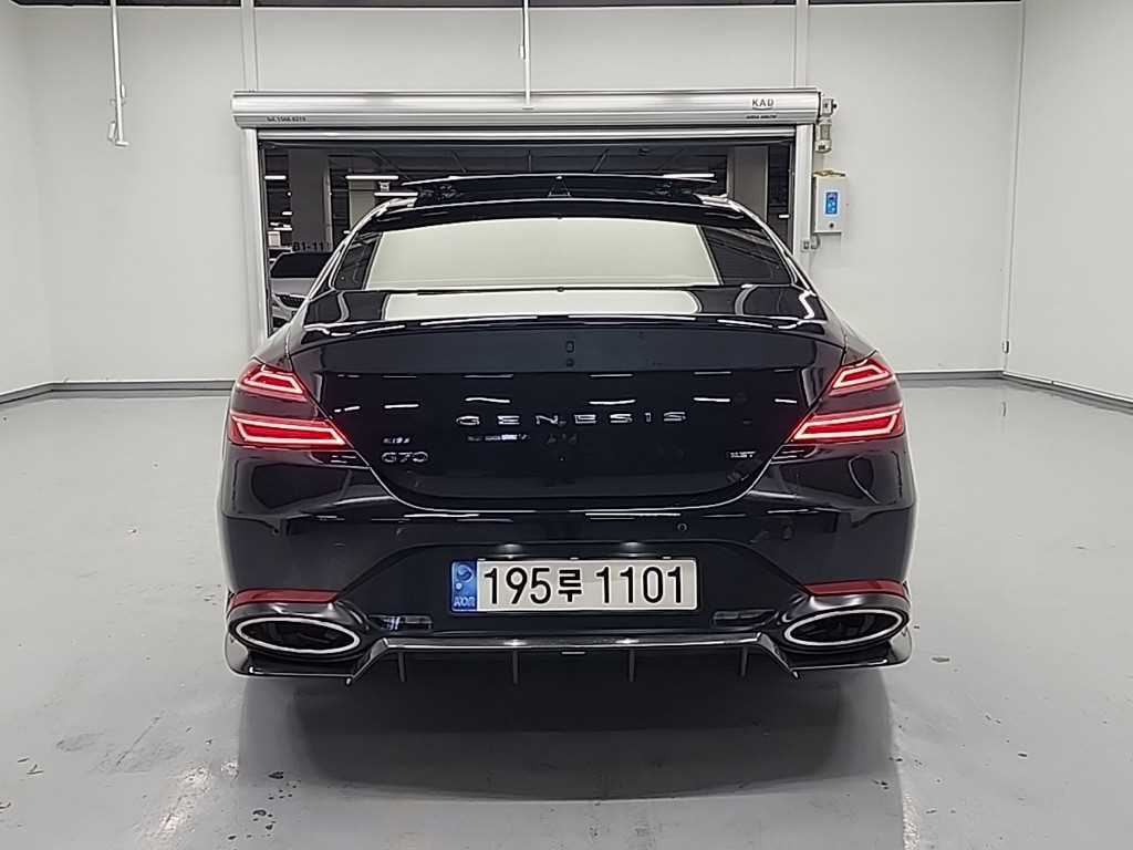 제네시스 더 뉴G70 가솔린 3.3T 2WD 스포츠 패키지 - 이미지 13