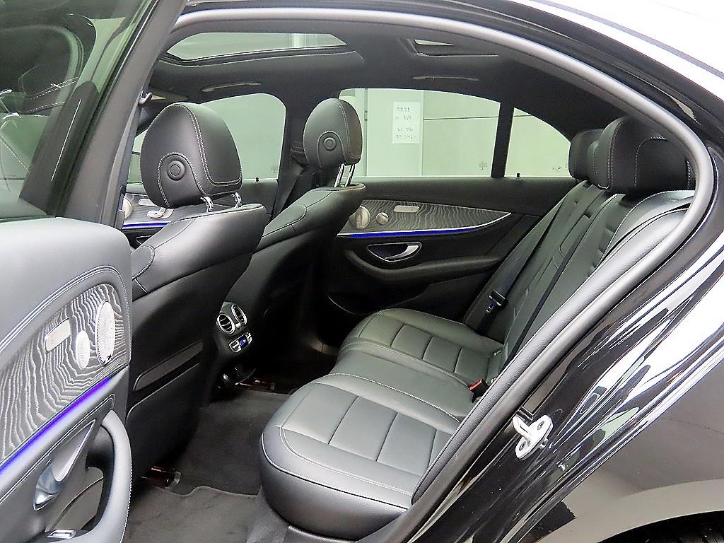 벤츠 E클래스(5세대) E350 4매틱 AMG 라인 - 이미지 5