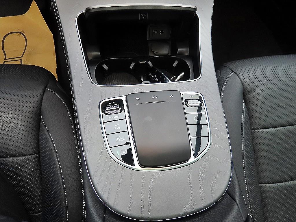 벤츠 E클래스(5세대) E350 4매틱 AMG 라인 - 이미지 10