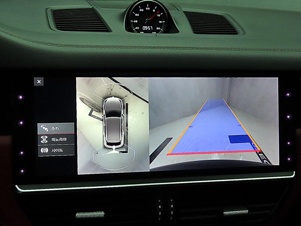 포르쉐 카이엔(3세대) 3.0 V6 - 이미지 3