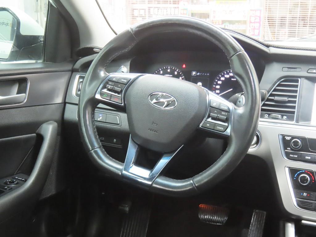 현대 LF쏘나타 1.6 터보 스마트 스페셜 - 이미지 3