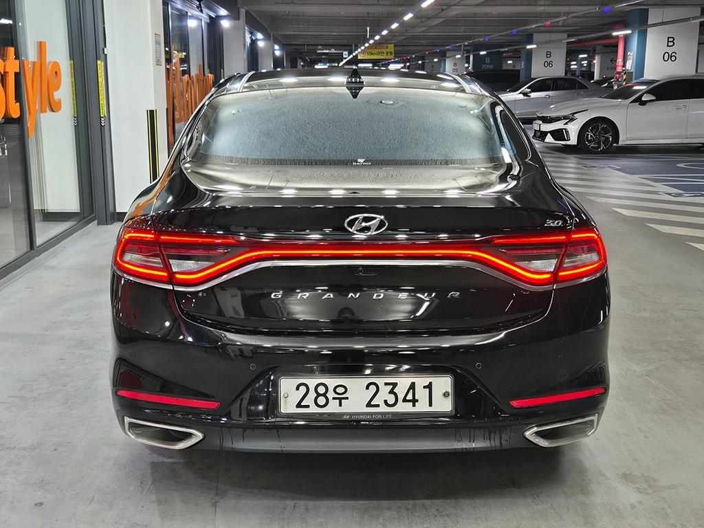 현대 그랜저IG 2.4 GDi 프리미엄 스페셜 - 이미지 10