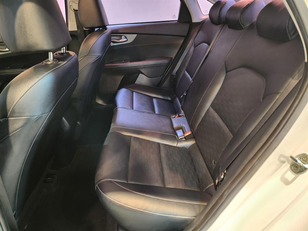 기아 올 뉴K3 1.6 가솔린 럭셔리 - 이미지 11