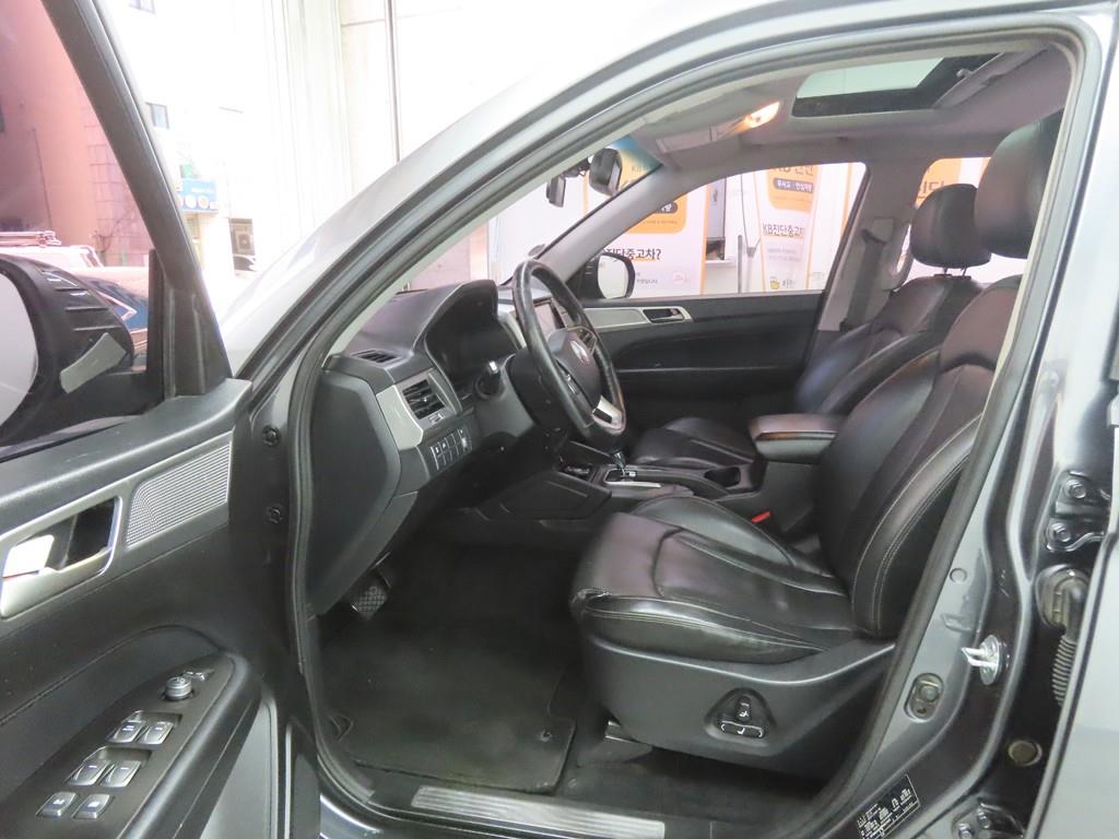 KG모빌리티(쌍용) 렉스턴 스포츠 2.2 4WD 프레스티지 - 이미지 5