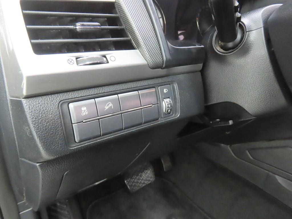 KG모빌리티(쌍용) 렉스턴 스포츠 2.2 4WD 프레스티지 - 이미지 9