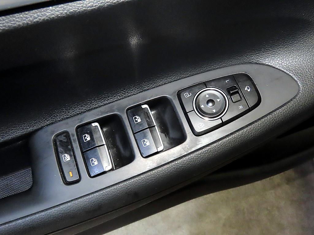 현대 더 뉴그랜저IG 가솔린 2.5 프리미엄 - 이미지 18