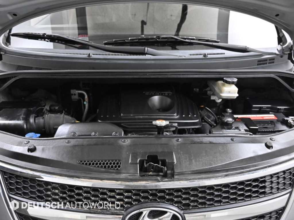 현대 그랜드스타렉스 12인승 디젤 CVX 디럭스 - 이미지 7