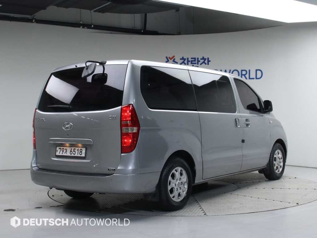 현대 그랜드스타렉스 12인승 디젤 CVX 디럭스 - 이미지 16
