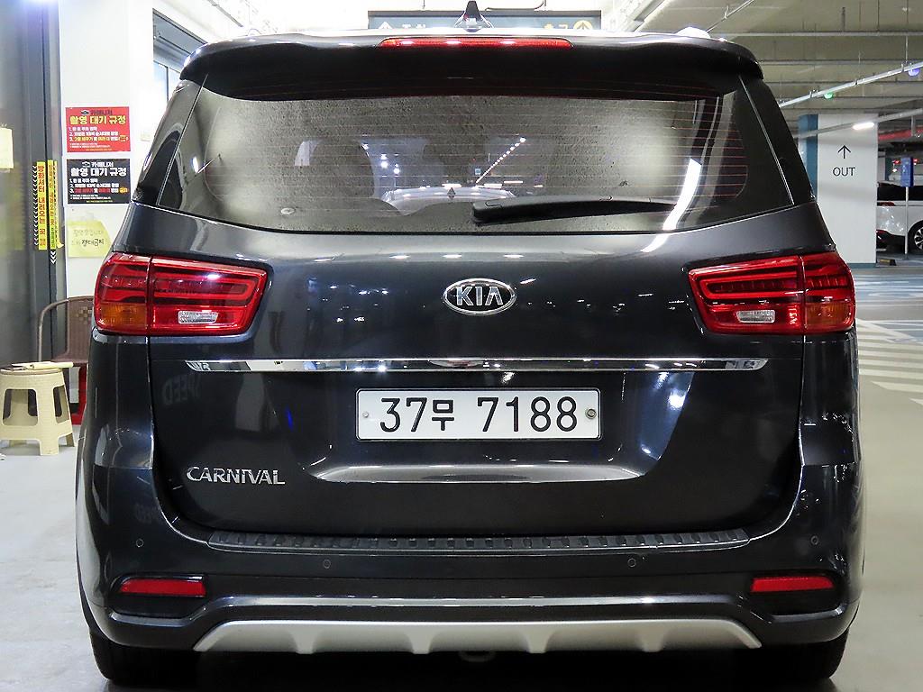 기아 더 뉴카니발 9인승 디젤 노블레스 - 이미지 8