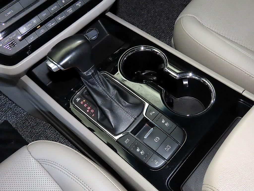 기아 더 뉴카니발 9인승 디젤 노블레스 - 이미지 14