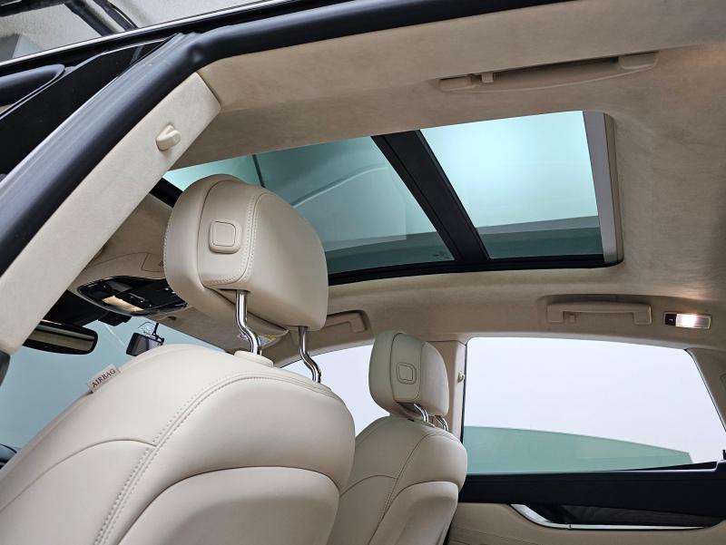 마세라티 르반떼 3.0