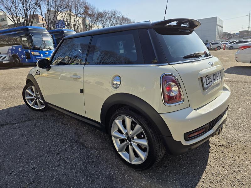 미니 쿠퍼(2세대) 1.6 S - 이미지 8