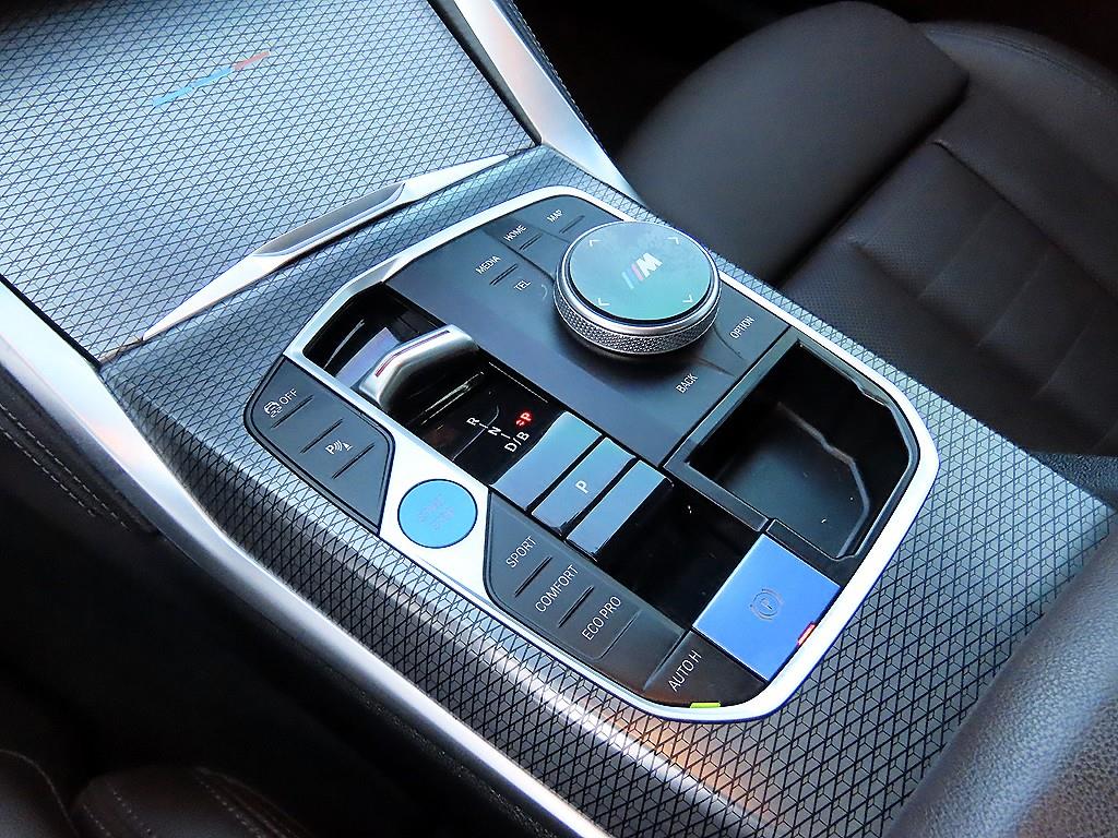 BMW i4 eDrive40 M 스포츠 프로 - 이미지 2