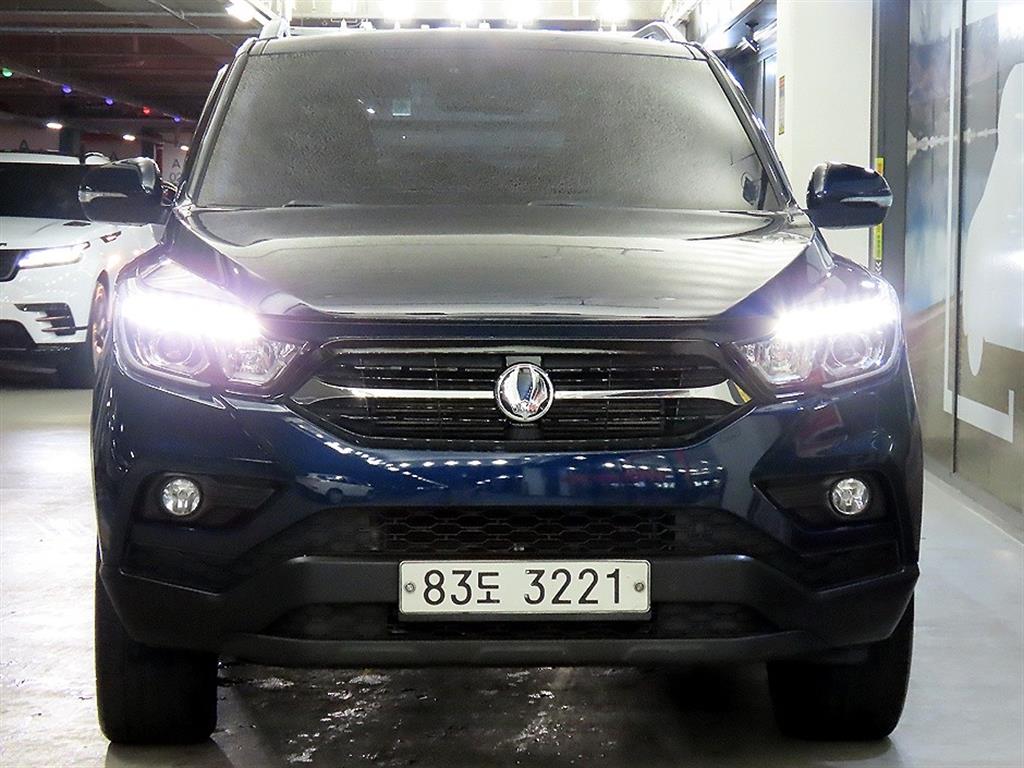 KG모빌리티(쌍용) 렉스턴 스포츠 2.2 4WD 프레스티지 - 이미지 2