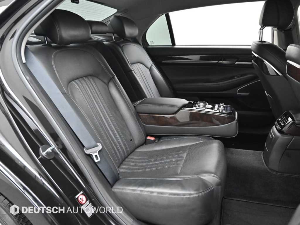 제네시스 EQ900 3.8 GDi 럭셔리 - 이미지 2