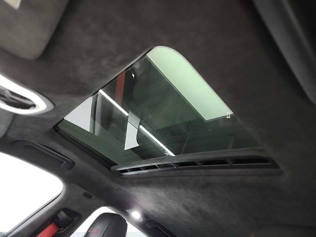 포르쉐 파나메라 4.8 GTS - 이미지 11