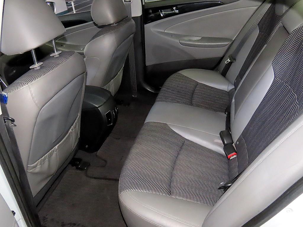 현대 YF쏘나타 Y20 프라임 고급형 - 이미지 4