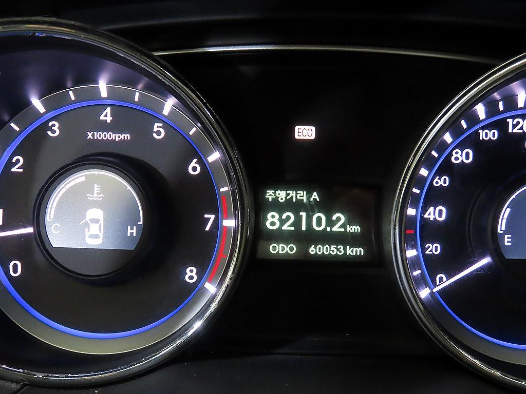 현대 YF쏘나타 Y20 프라임 고급형 - 이미지 17