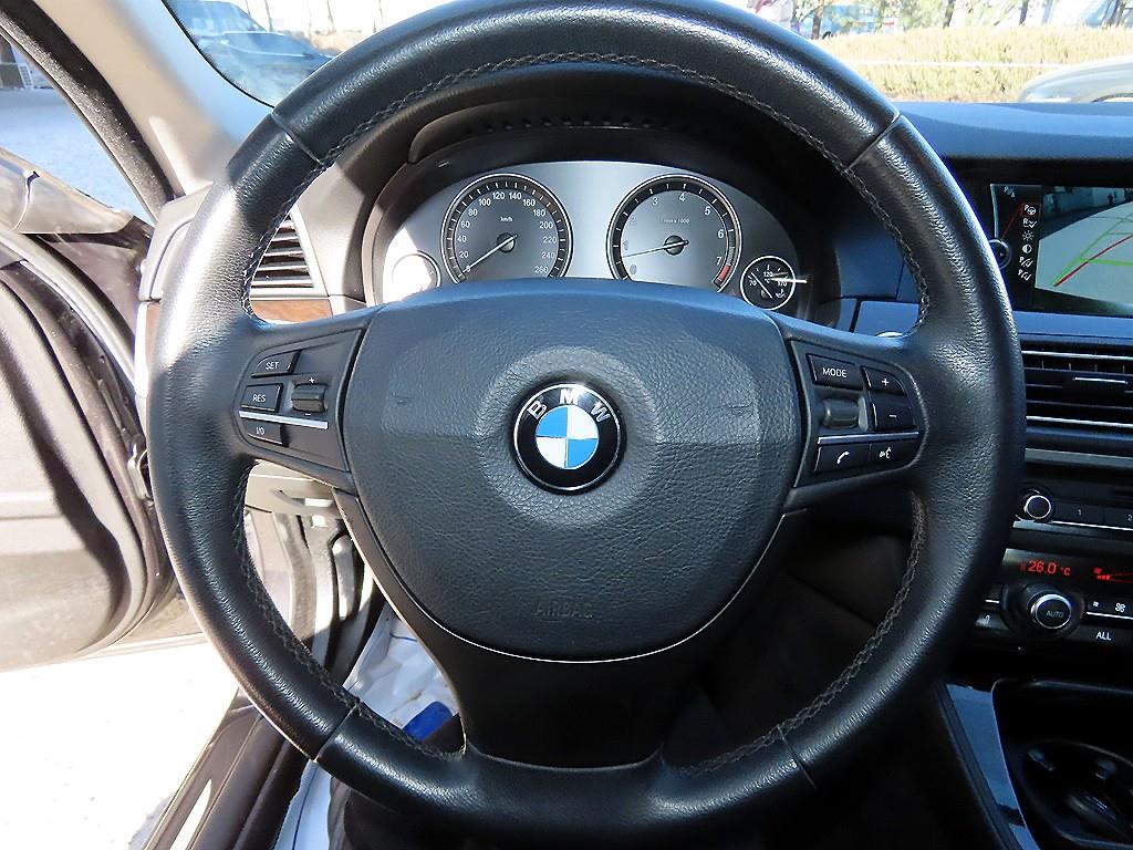 BMW 5시리즈(6세대) 528i - 이미지 2