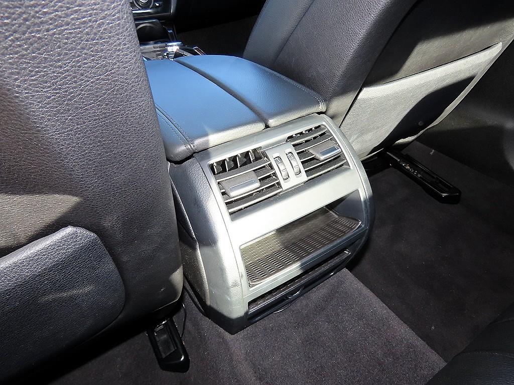 BMW 5시리즈(6세대) 528i - 이미지 10