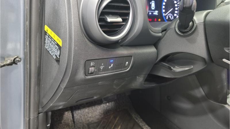 현대 코나 1.6 가솔린 2WD 모던 팝 - 이미지 11