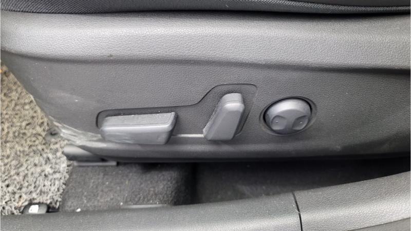 현대 코나 1.6 가솔린 2WD 모던 팝 - 이미지 19