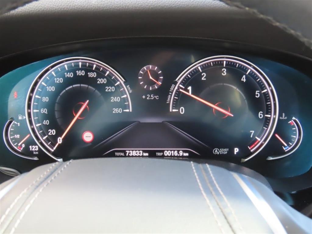 BMW 5시리즈(7세대) 530i xDrive 럭셔리 라인플러스 - 이미지 7