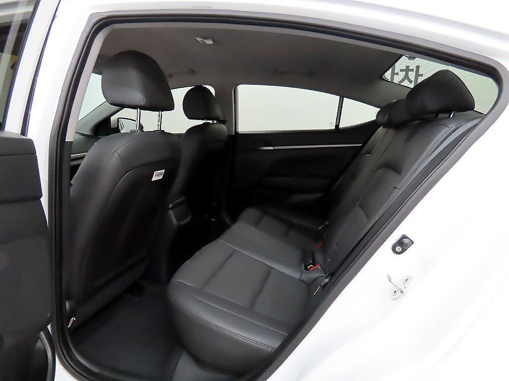 현대 아반떼AD 1.6 GDi 밸류 플러스 - 이미지 3