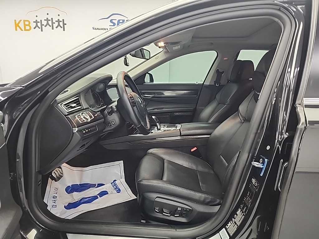 BMW 7시리즈(5세대) 740d xDrive - 이미지 14