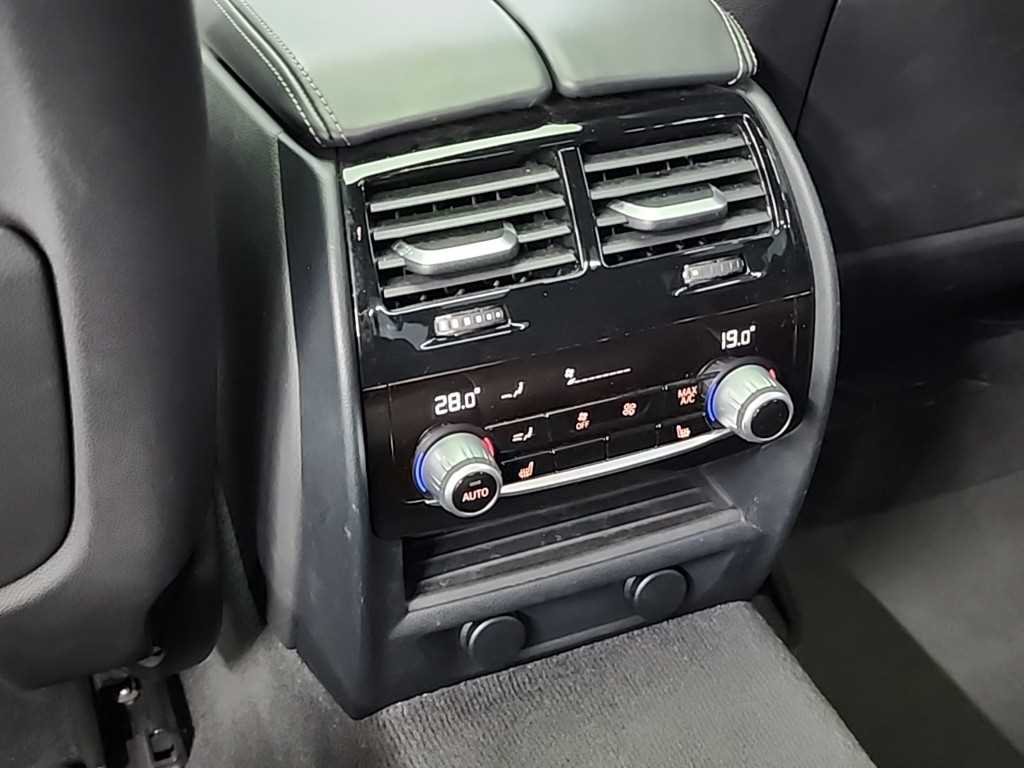 BMW 5시리즈(7세대) 530i xDrive M스포츠팩 플러스 - 이미지 13