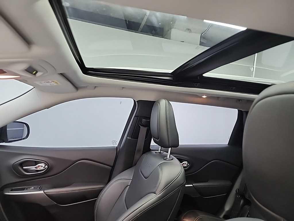 지프 체로키(KL) 2.4 리미티드 - 이미지 12