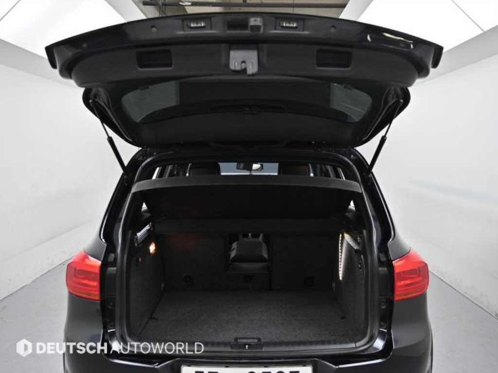 폭스바겐 티구안 2.0 TDI 블루모션 R라인