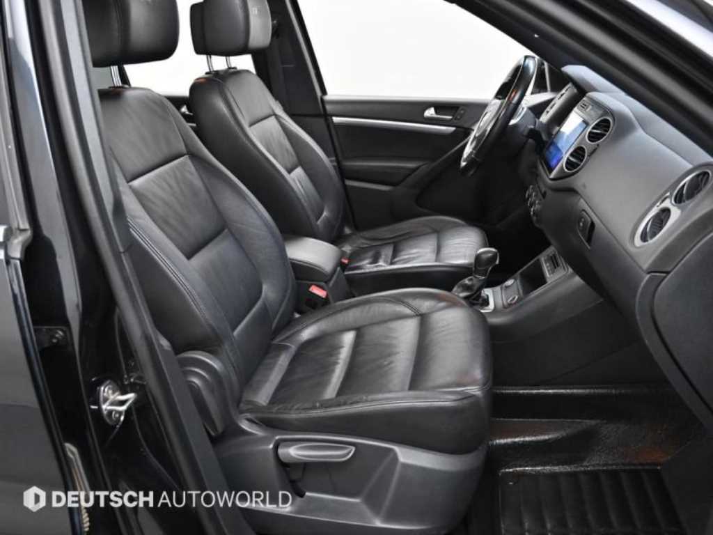 폭스바겐 티구안 2.0 TDI 블루모션 R라인 - 이미지 12