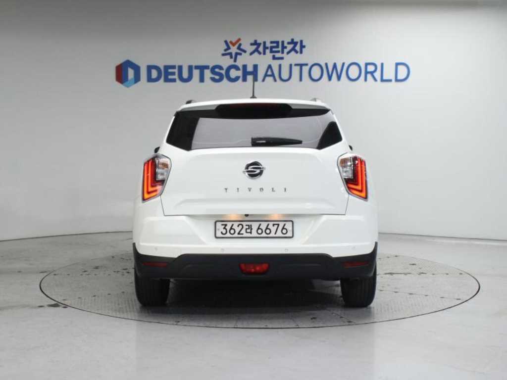 KG모빌리티(쌍용) 베리 뉴 티볼리 1.5 가솔린 2WD V3 - 이미지 17