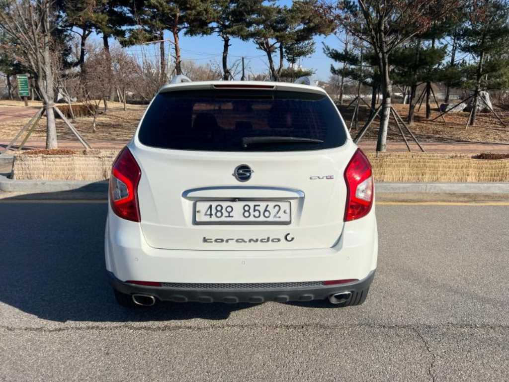 KG모빌리티(쌍용) 뉴 코란도C 2.0 AWD CVT 고급형 - 이미지 13