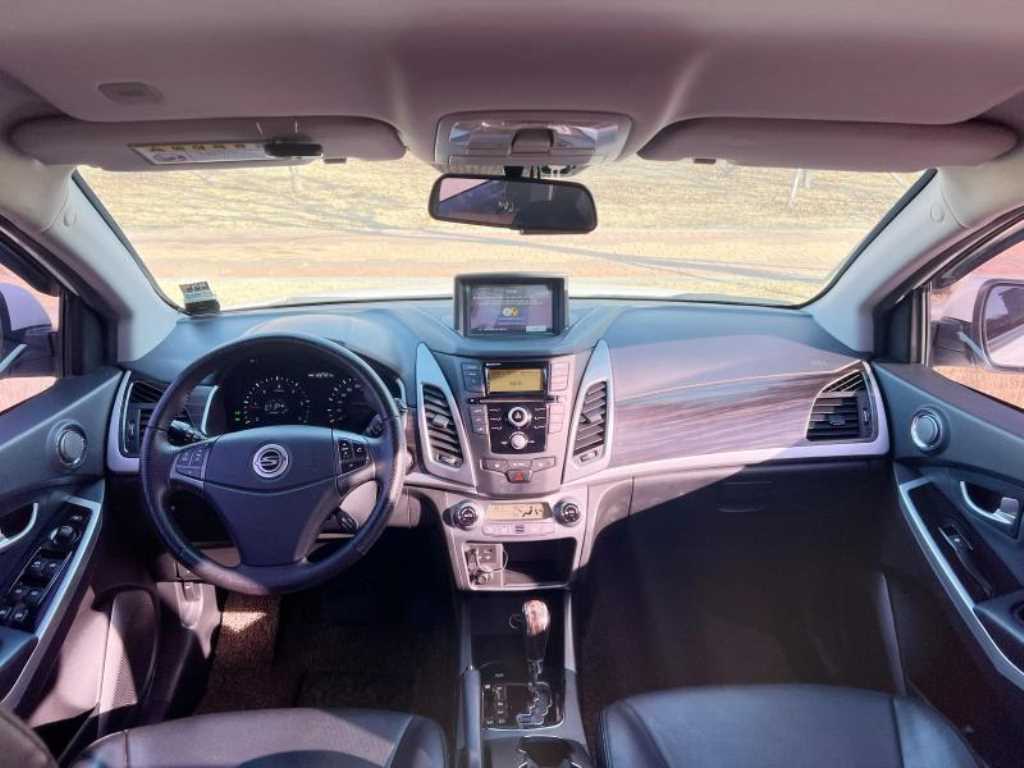 KG모빌리티(쌍용) 뉴 코란도C 2.0 AWD CVT 고급형 - 이미지 20