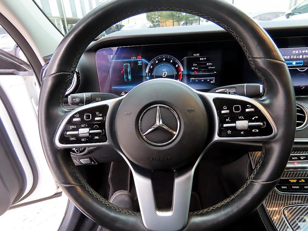벤츠 E클래스(5세대) E300 아방가르드 - 이미지 19