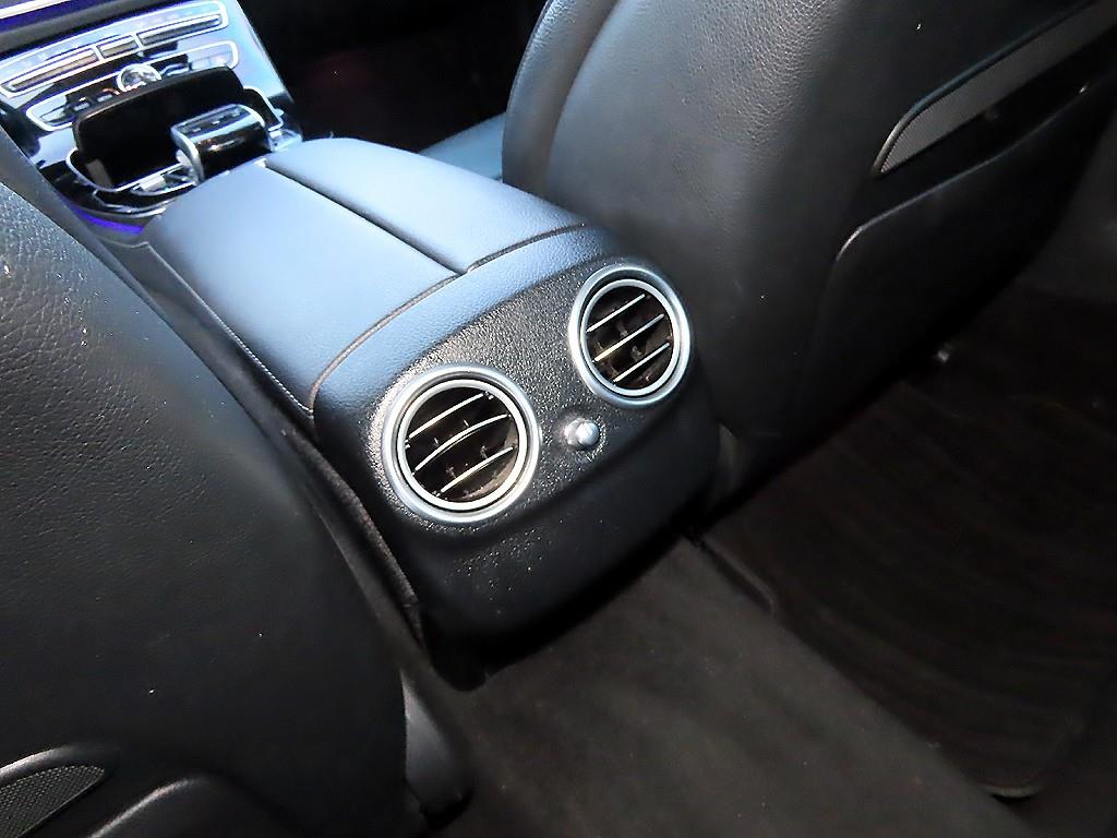 벤츠 E클래스(5세대) E300 아방가르드 - 이미지 3