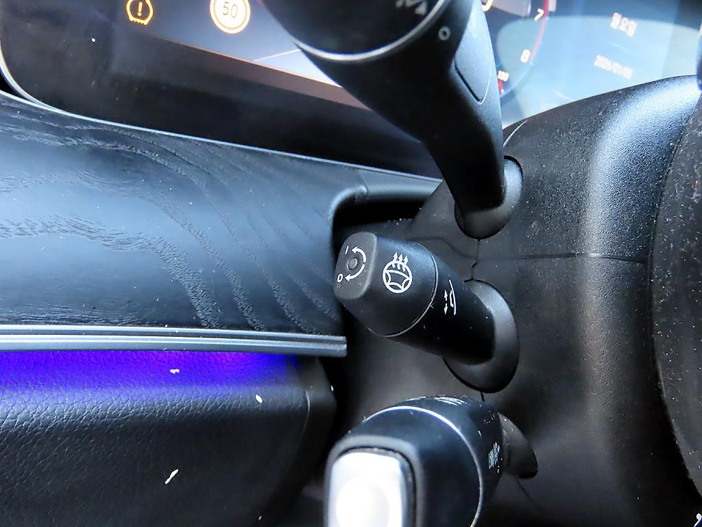 벤츠 E클래스(5세대) E300 아방가르드 - 이미지 17