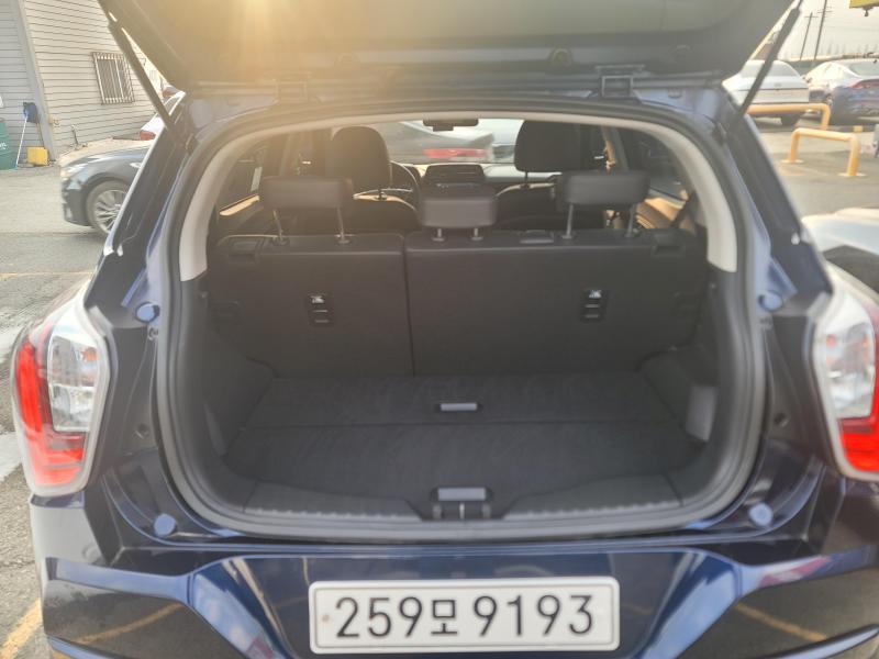 KG모빌리티(쌍용) 베리 뉴 티볼리 1.5 가솔린 2WD V3 - 이미지 2