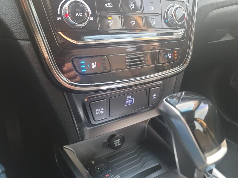 KG모빌리티(쌍용) 베리 뉴 티볼리 1.5 가솔린 2WD V3 - 이미지 14