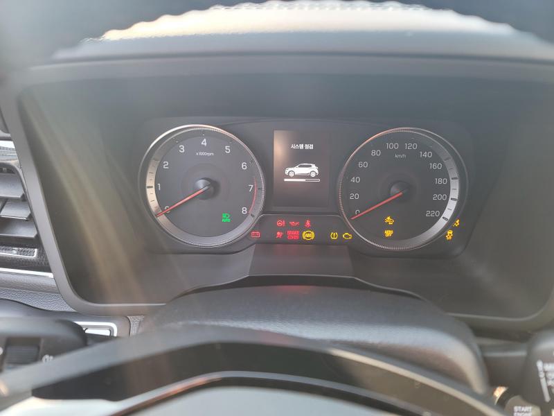 KG모빌리티(쌍용) 베리 뉴 티볼리 1.5 가솔린 2WD V3 - 이미지 10