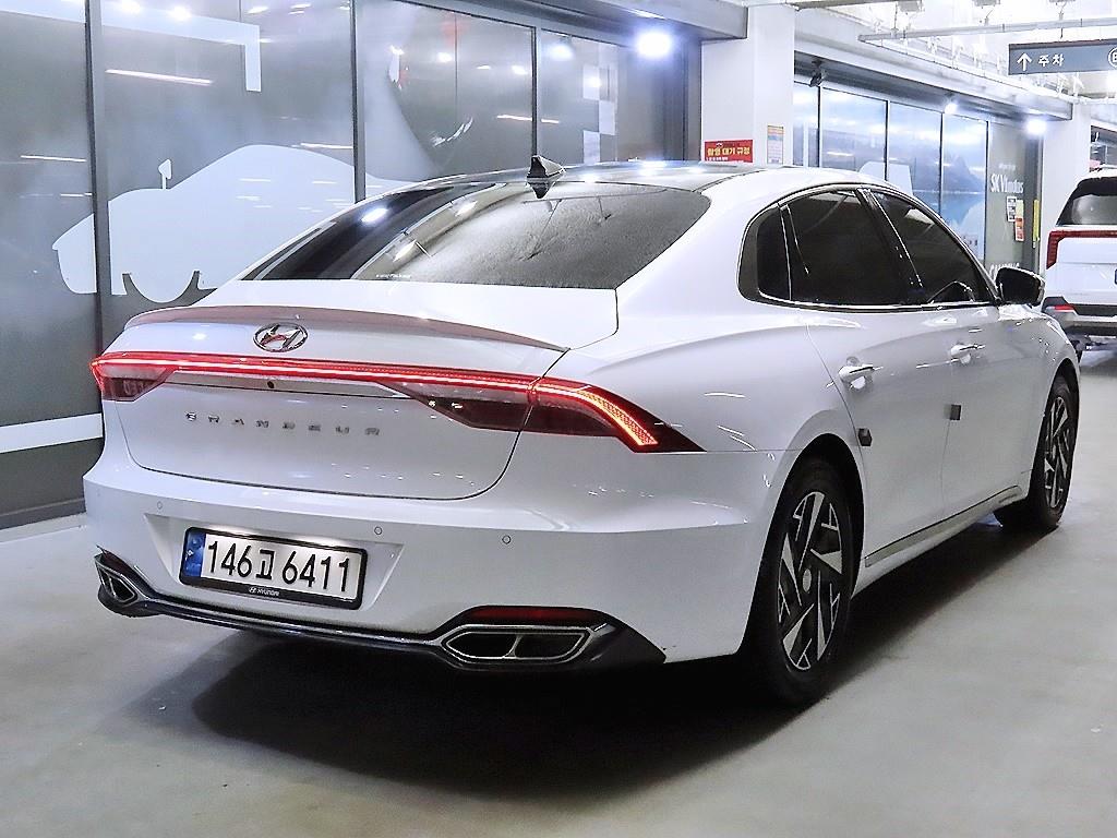 현대 더 뉴그랜저IG 하이브리드 2.4 HEV 익스클루시브 - 이미지 3