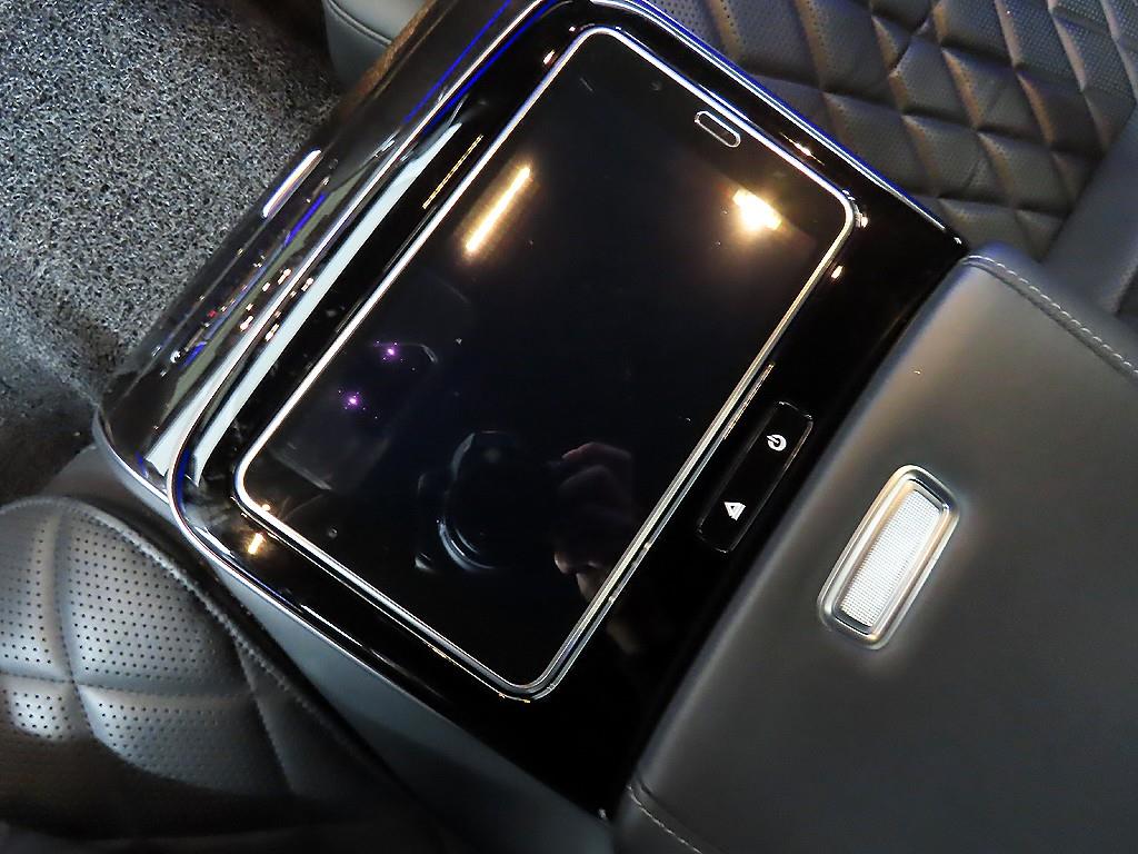 벤츠 S클래스(7세대) S580L 4매틱 - 이미지 19